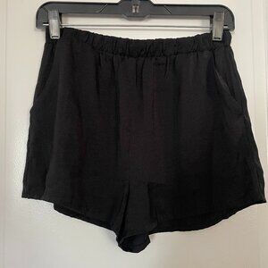 Forever 21 Women's Black Satin Shorts Size Medium